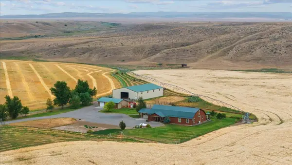 498 Corporation Road, Hardin, MT 59034