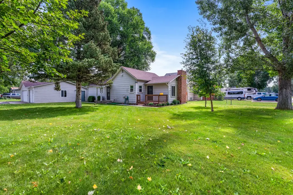 304 1st Street Se, Park City, MT 59063 - #1
