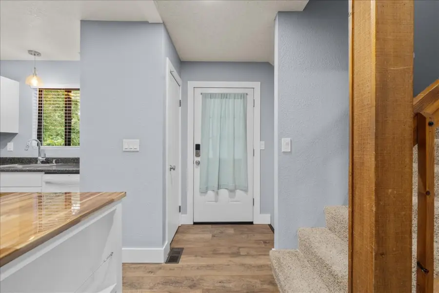 373 Prospectors Lane, Billings, MT 59105 - #2