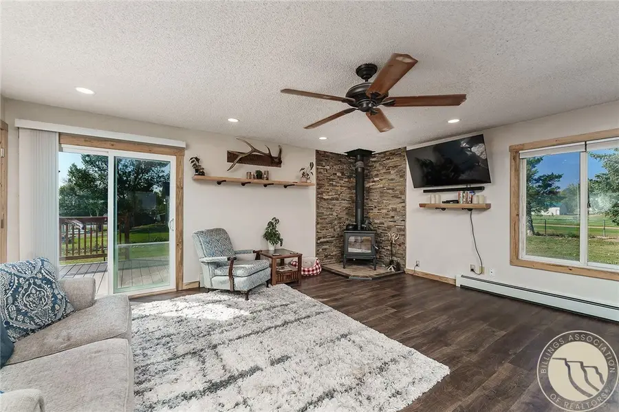 320 N Main Street, Joliet, MT 59041 - #3
