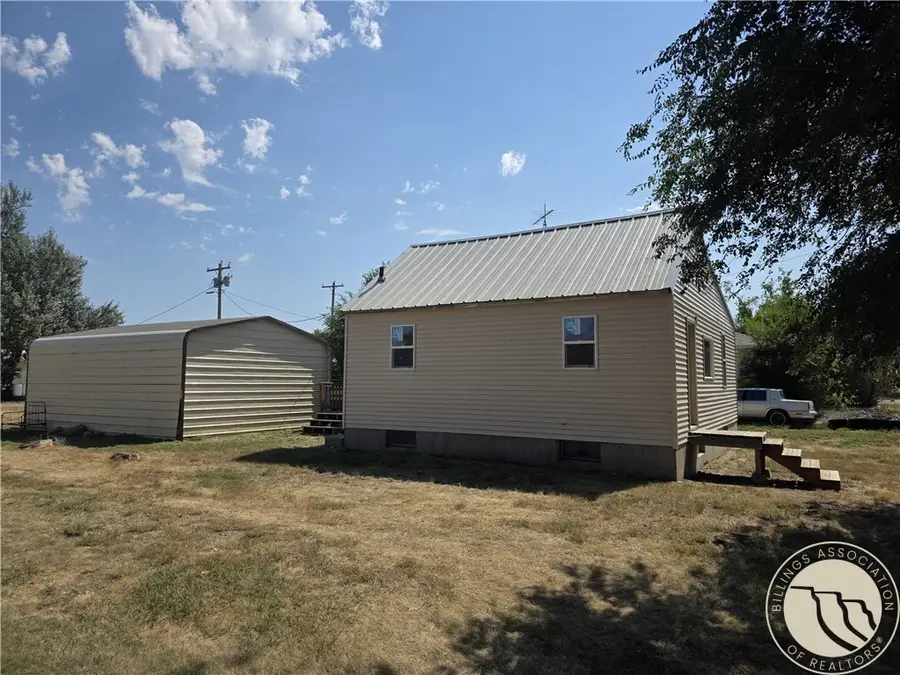 909 G Avenue, Circle, MT 59215 - #2