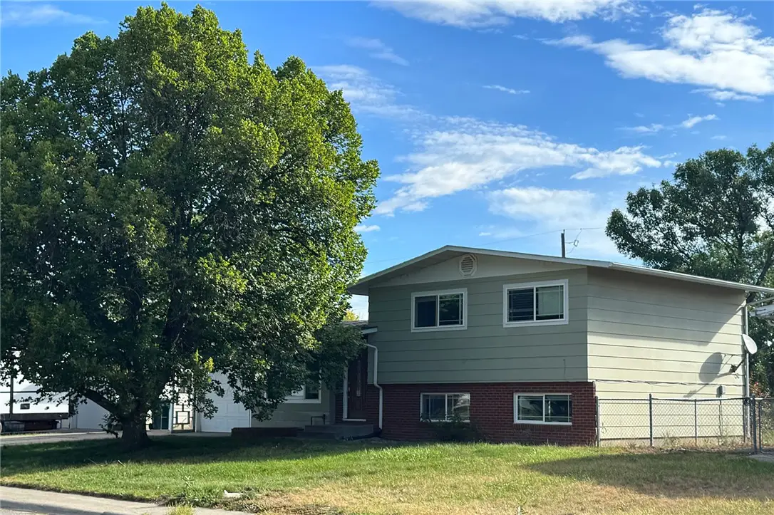319 29th Street W, Billings, MT 59102 - #1