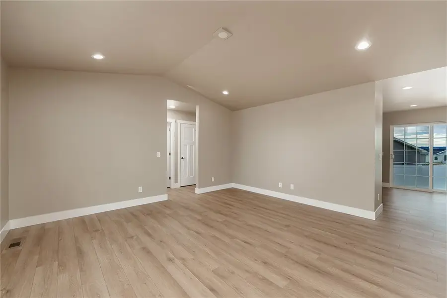 2237 Modera Avenue, Billings, MT 59105 - #3