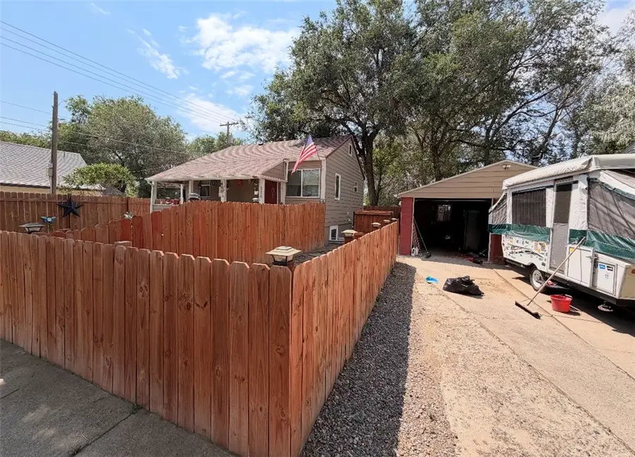 214 7th St W, Billings, MT 59101 - #3