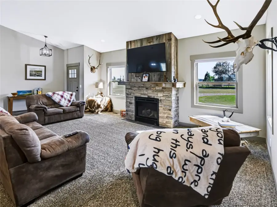 7 Rodeo Drive, Park City, MT 59063 - #3