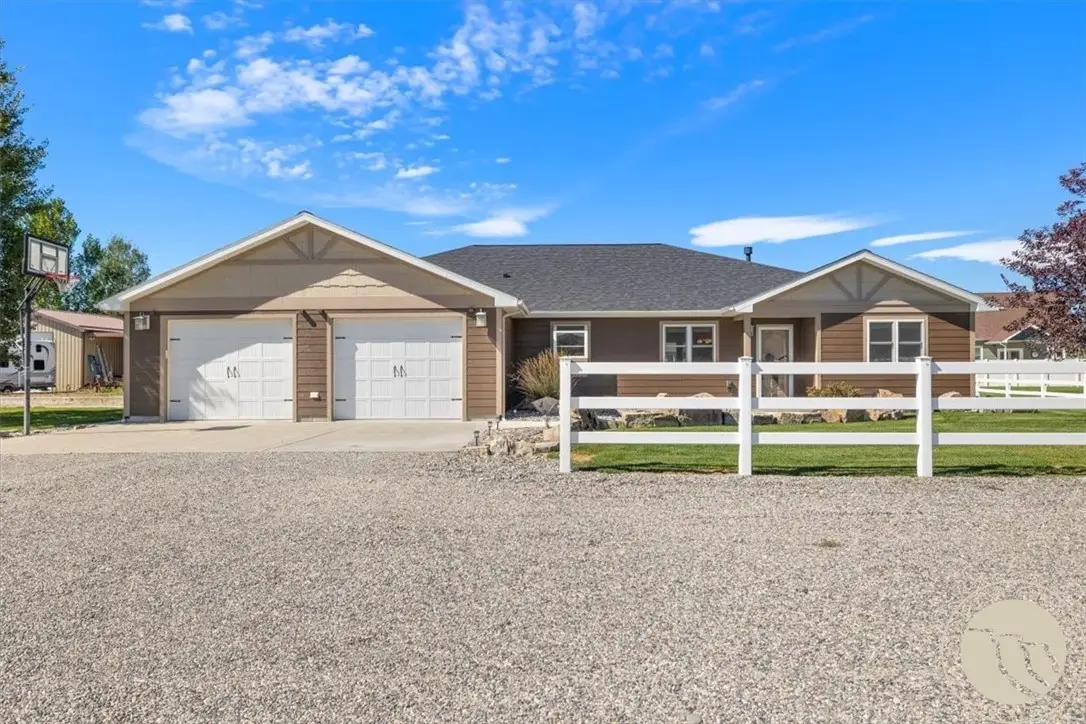 851 N 3rd Street, Columbus, MT 59019 - #1