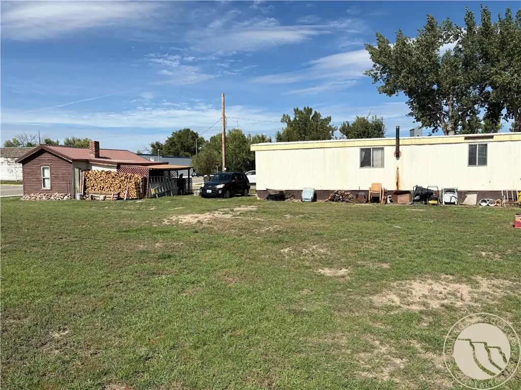 105 E Wheeler Street, Winnett, MT 59087 - #1