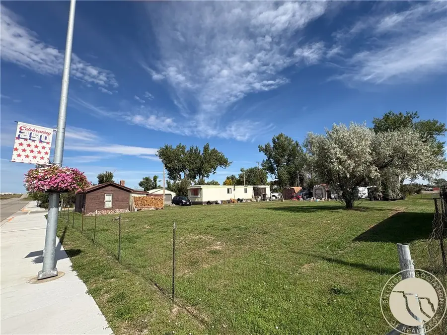 105 E Wheeler Street, Winnett, MT 59087 - #2