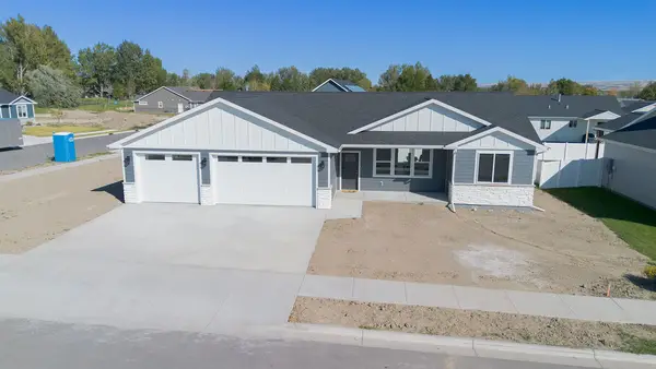 1025 Jenea Drive, Laurel, MT 59044