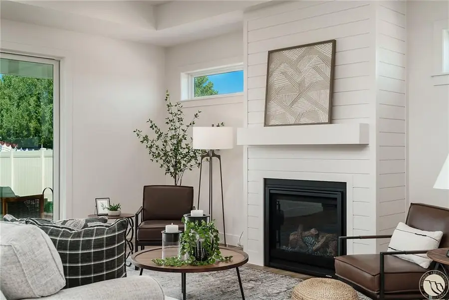 2641 Strapper Ln, Billings, MT 59105 - #3