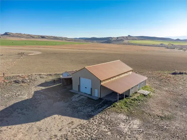267 Pryor Mountain Road, Bridger, MT 59014