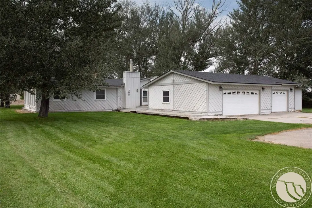 1208 S 56th Street W, Billings, MT 59106 - #1