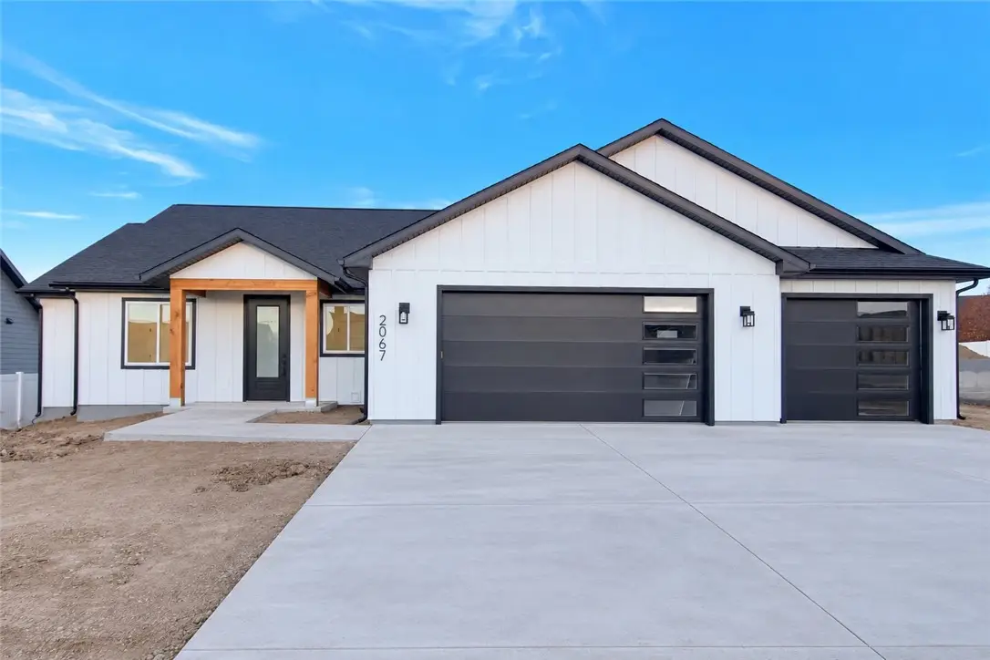 2067 Gleneagles Blvd, Billings, MT 59105 - #1