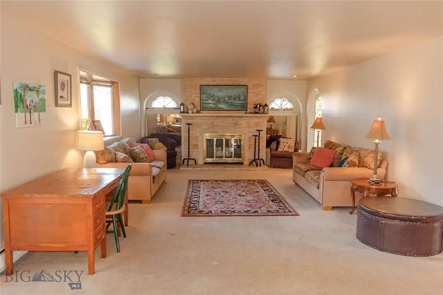301 E Crawford Street, White Sulphur Springs, MT 59645 - Image #2