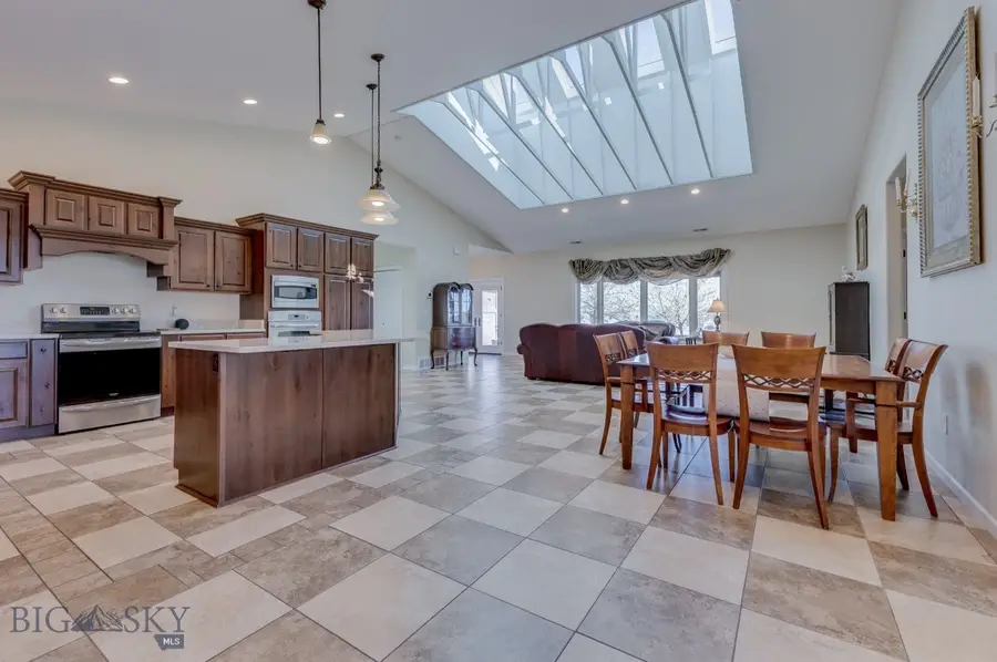 7623 N Leopard Avenue, Billings, MT 59106 - #3