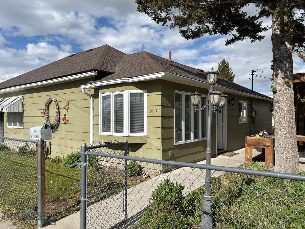 330 N Walnut Street, Dillon, MT 59725 - Image #1