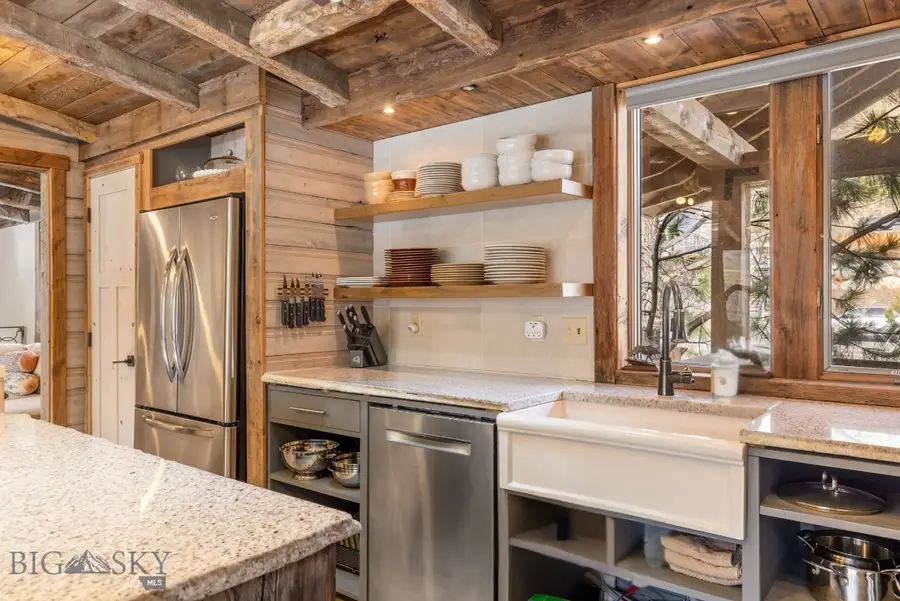 1005 Scott Street W, Gardiner, MT 59030 - Image #3