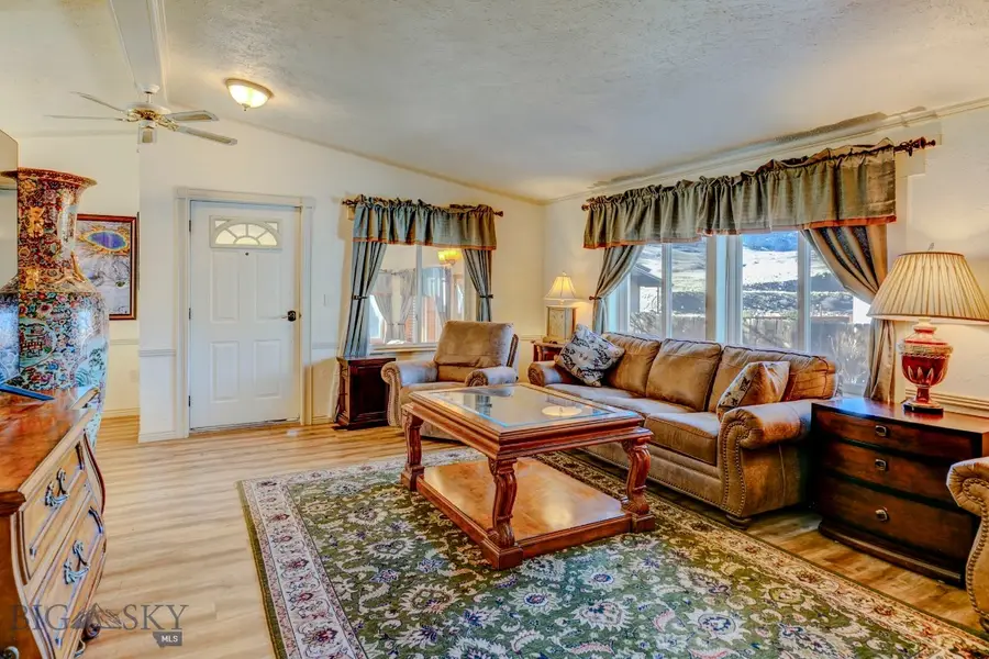 114 Yellowstone Street, Gardiner, MT 59030 - Image #3