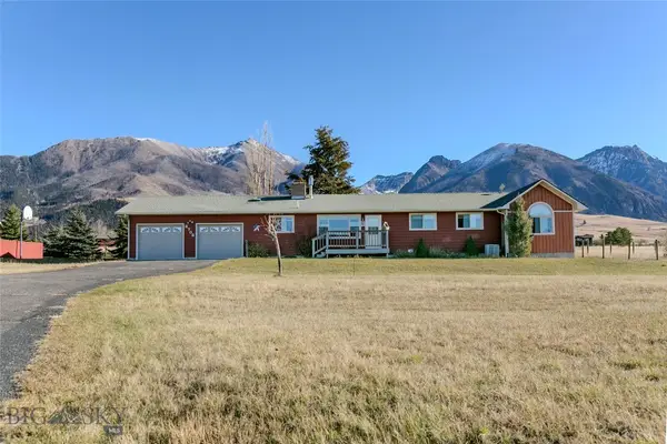 2702 E River Road, Livingston, MT 59047