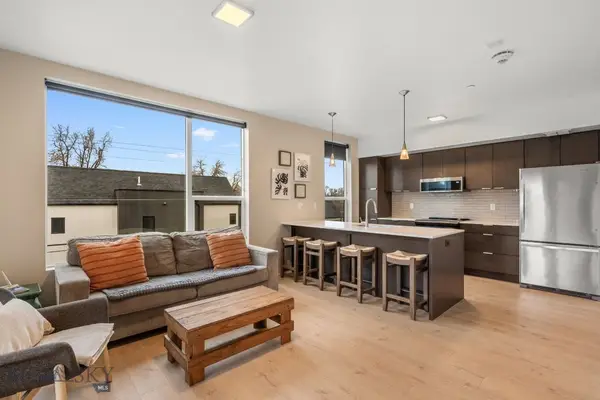 718 W Babcock Street #301, Bozeman, MT 59715