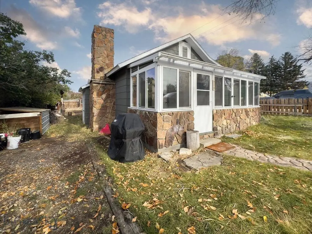 210 W Hamilton, Sheridan, MT 59749 - #1