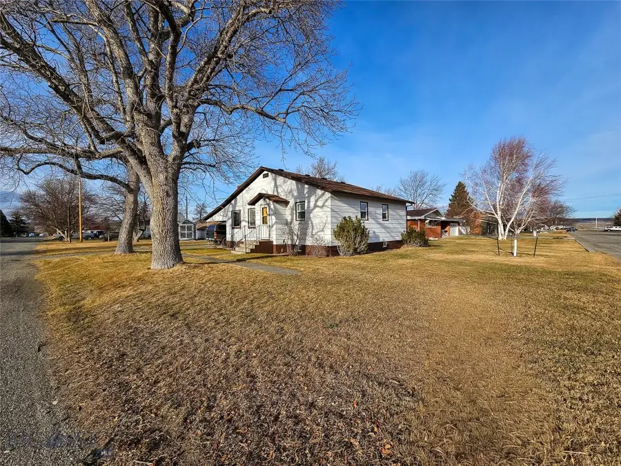 619 Everett Street, Big Timber, MT 59011 - Image #2