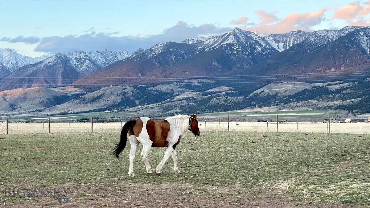 138 Inverness, Livingston, MT 59047 - Image #1