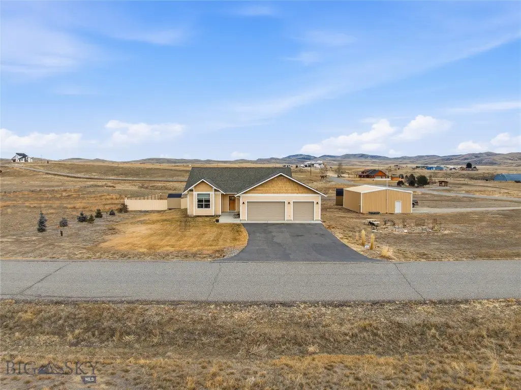42 Blue Stem, Wheatland, MT 59730 - #1