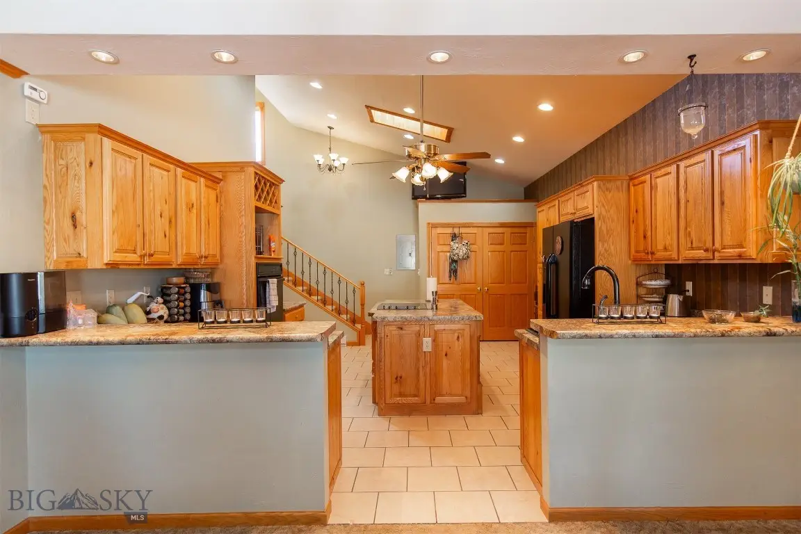 106 E Hamilton Street, Sheridan, MT 59749 - Image #1