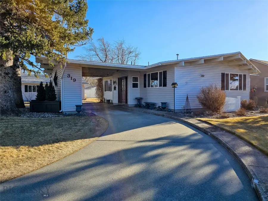 319 E 7th Avenue, Big Timber, MT 59011 - #3