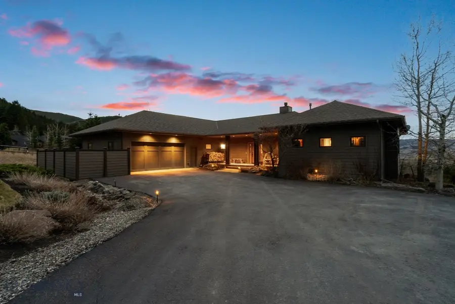 303 S Big Elk Meadow Road, Gallatin Gateway, MT 59730 - #3