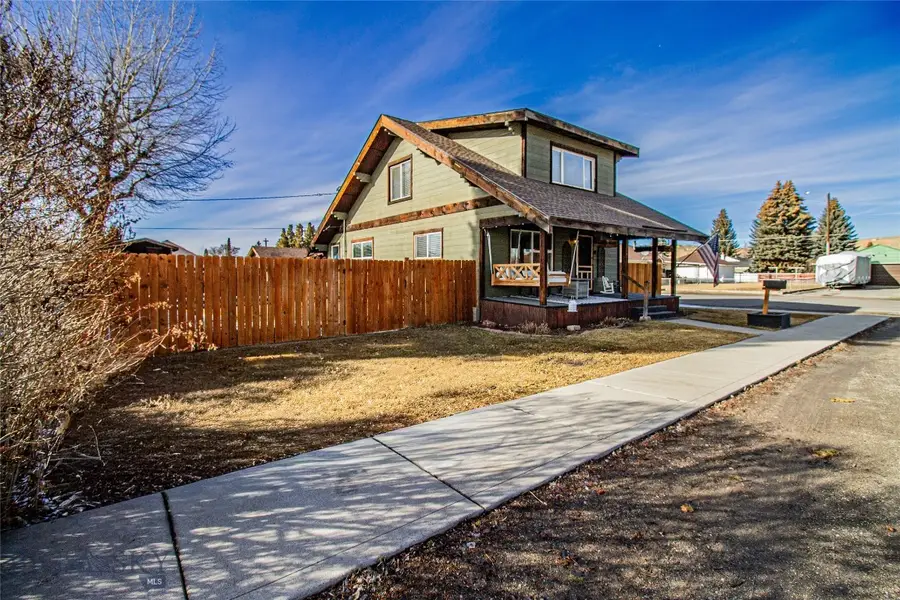 1801 Reynolds Avenue, Butte, MT 59701 - #2