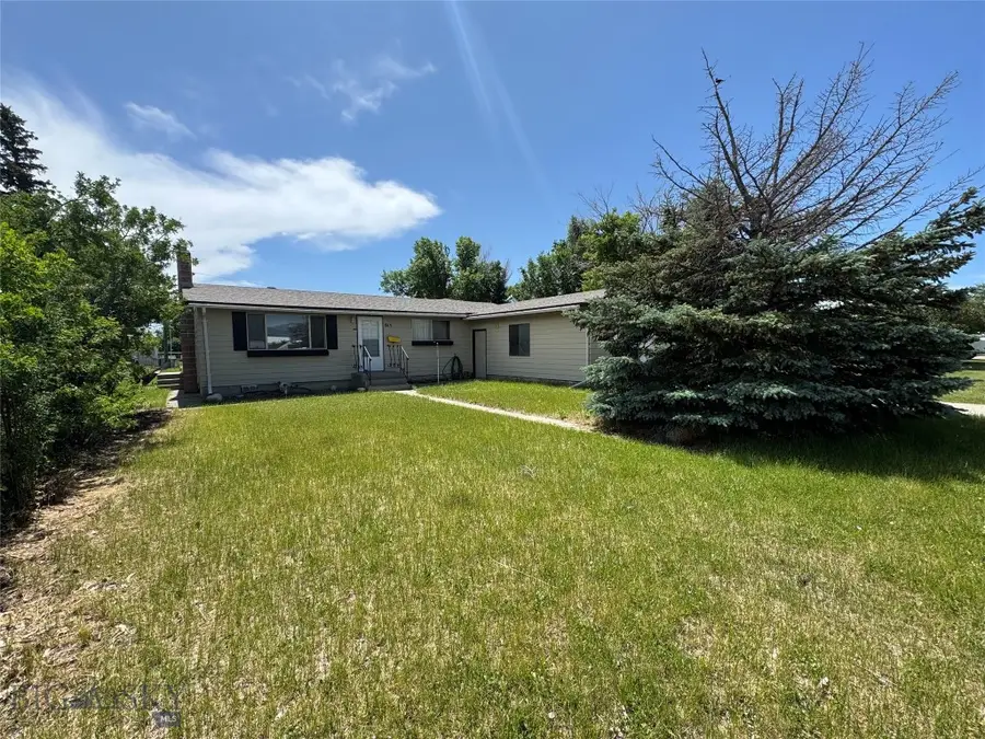 915 E 2nd Ave, Big Timber, MT 59011 - #2