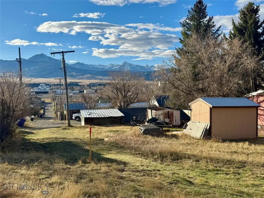 610 1/2 N I St., Livingston, MT 59047 - #2