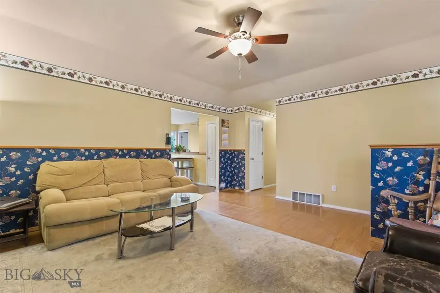 1003 Yellowstone Avenue, Belgrade, MT 59714 - #3