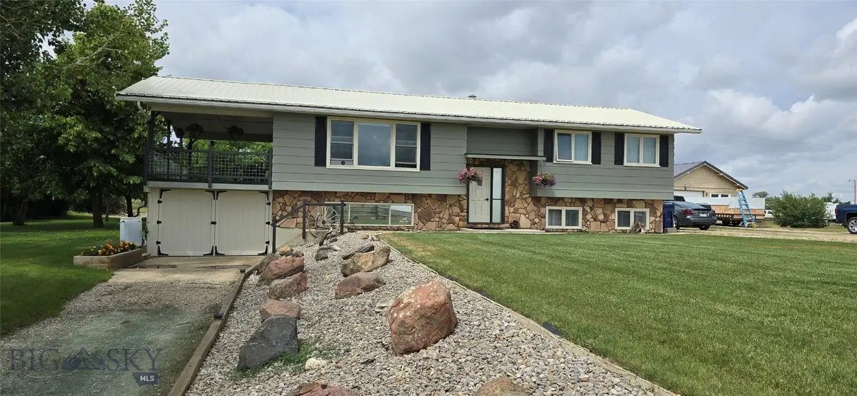 112 6th Avenue N, Winifred, MT 59489 - #1