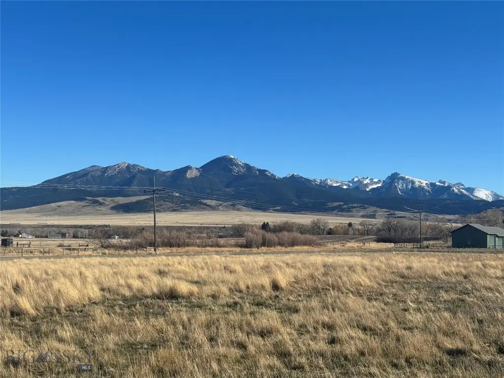 17 W Point, Livingston, MT 59047 - #1