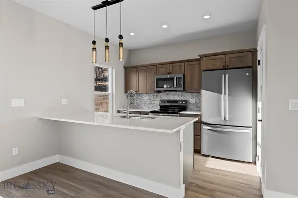 613 N L Street, Livingston, MT 59047