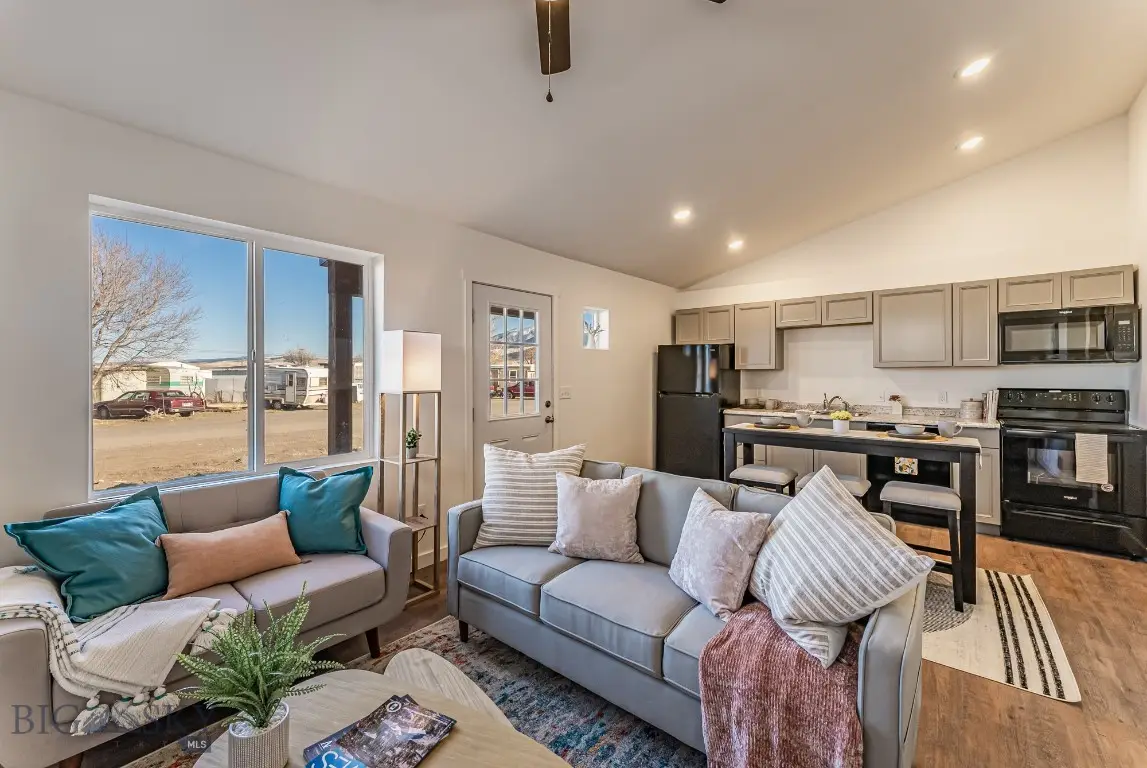 411 Brookline Street #B, Livingston, MT 59047 - #1
