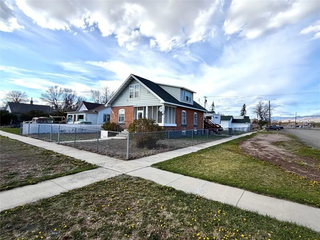 101 W 2nd Street W, Whitehall, MT 59759 - #1