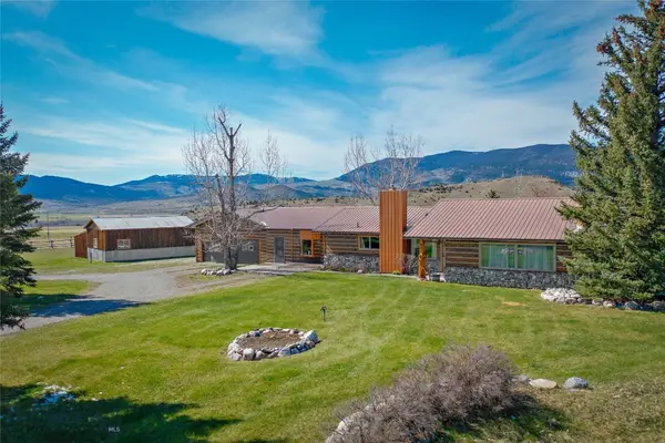 2 Jumping Rainbow Road, Livingston, MT 59047