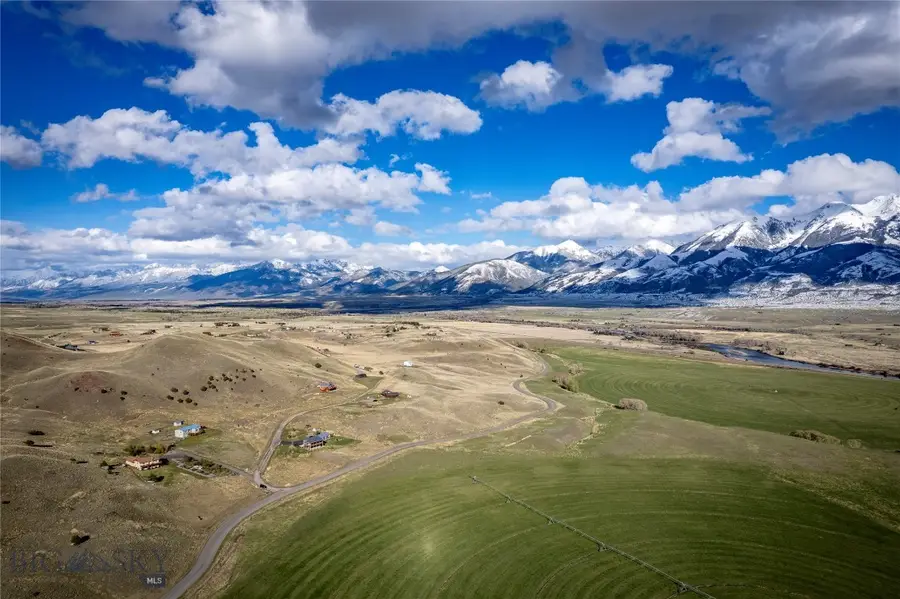 7 Aquila Lane, Emigrant, MT 59027 - #3