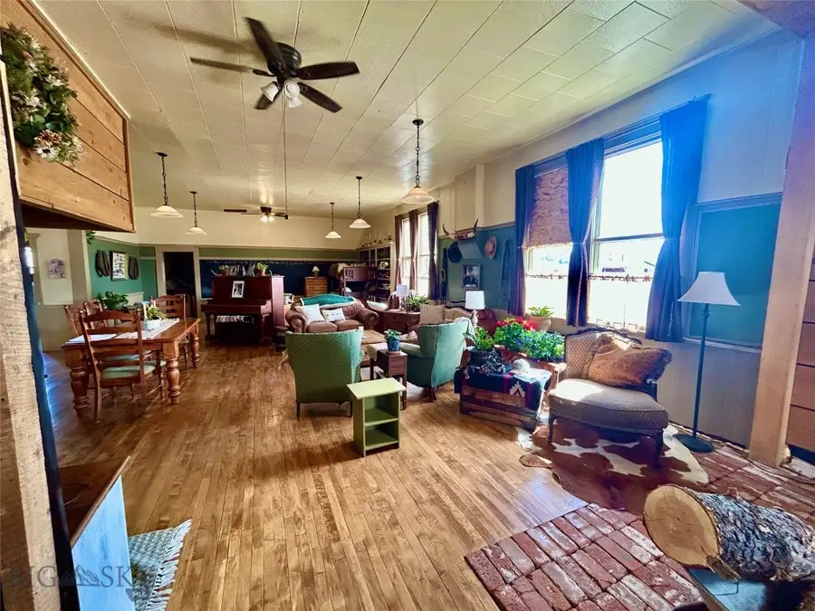 435 Oregon Shortline Road, Dell, MT 59724 - #3