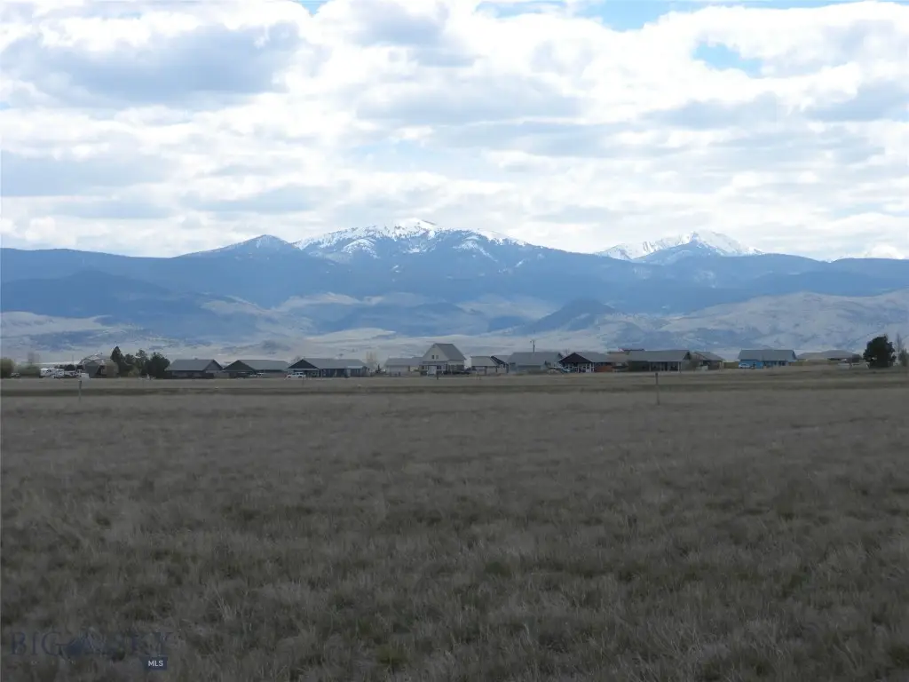 17 N Centurion, Whitehall, MT 59759 - #1