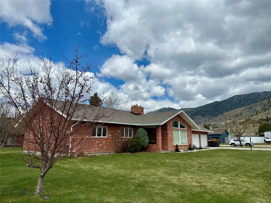 27 Bittersweet Drive, Butte, MT 59701 - #3