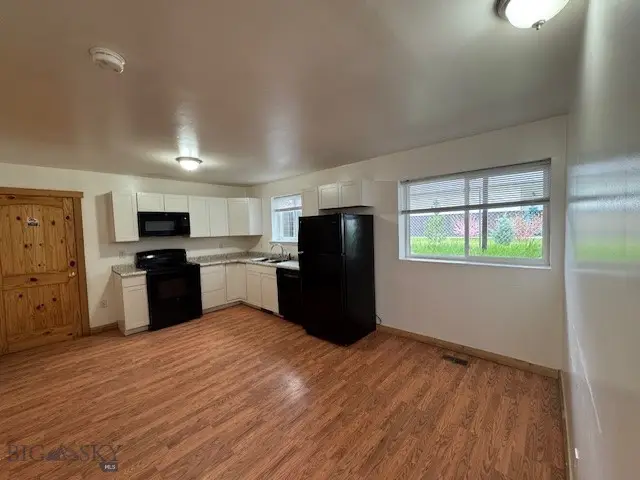 302 10th, Belgrade, MT 59714 - #2