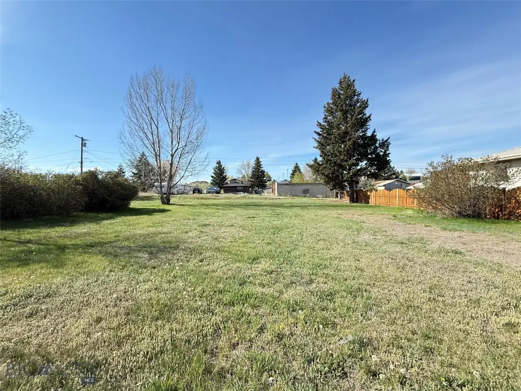 1032 Milwaukee Avenue, Deer Lodge, MT 59722 - #1