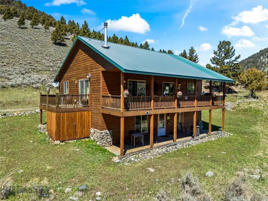 23 Hanlon Hill Drive, Gardiner, MT 59030 - #2