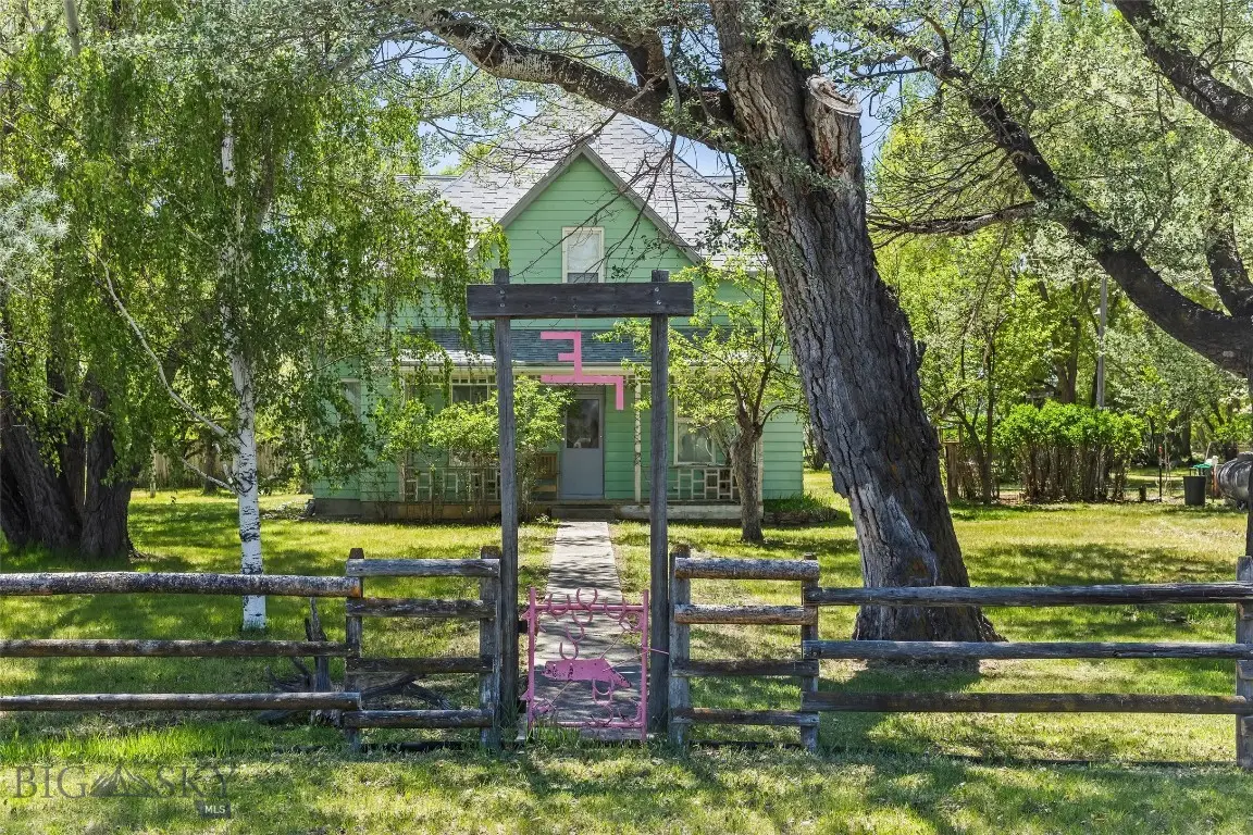 156 Parrot Castle, Whitehall, MT 59759 - #1