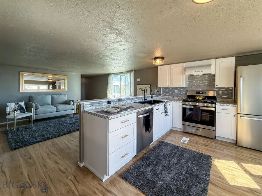 654 5th Avenue, Ulm, MT 59485 - #2